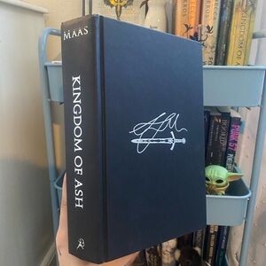 Original SarahJ Maas Throne of Glass series, Kingdom of Ash covers. Good Con.